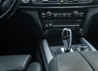 Ile wynosi premia opcyjna?