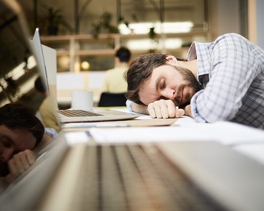 Ile zarabia Trader energii?