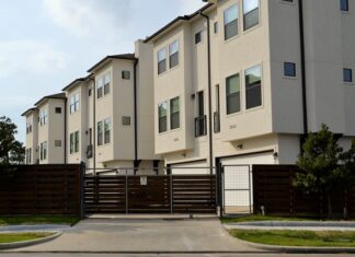 Czy da się sprawdzić dochody firmy?