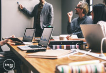 Język angielski dla firm online – jak wygląda kurs szyty na miarę? Angielski biznesowy